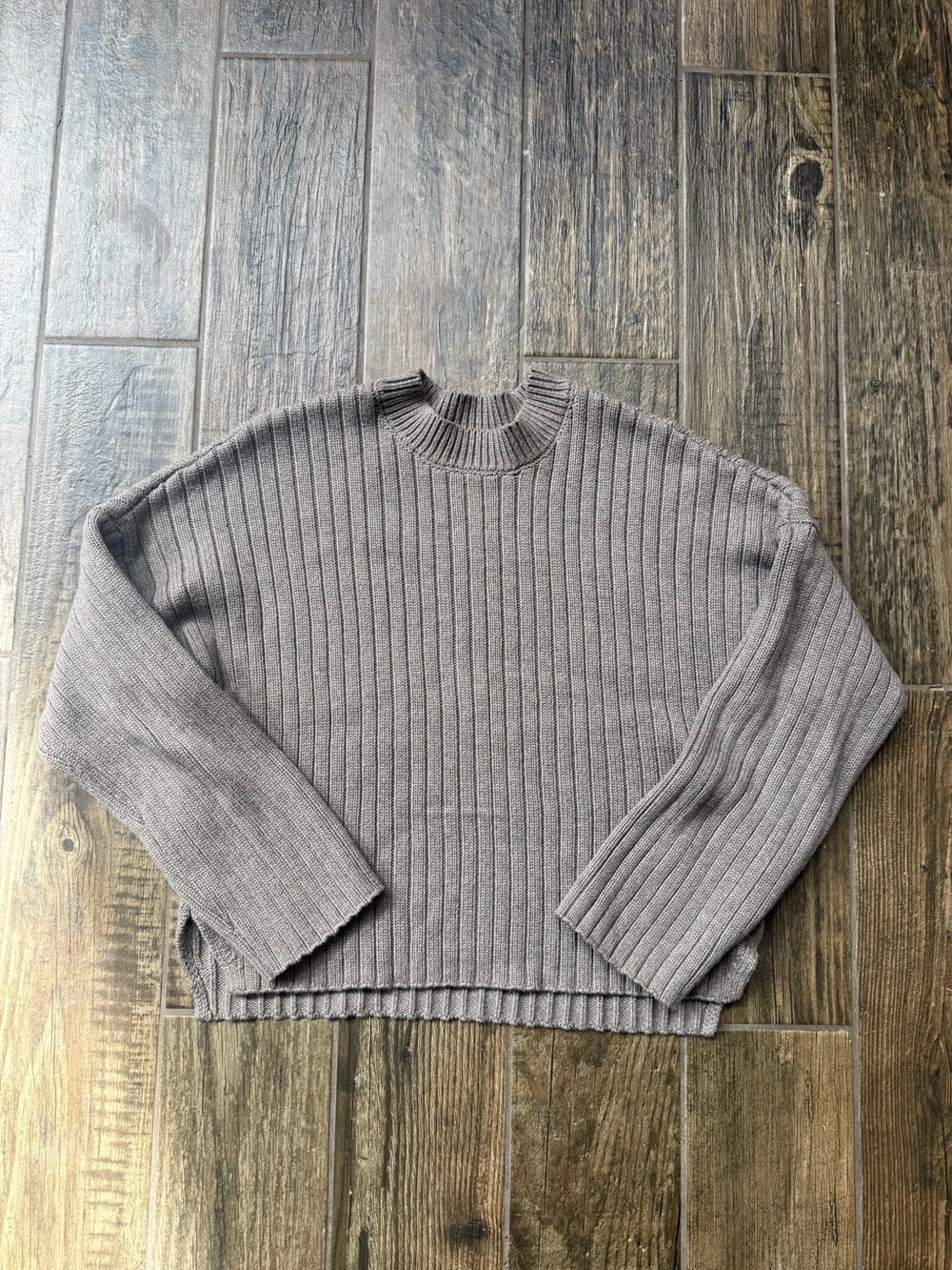 Abercrombie & Fitch Ribbed Crewneck Sweater in Taupe